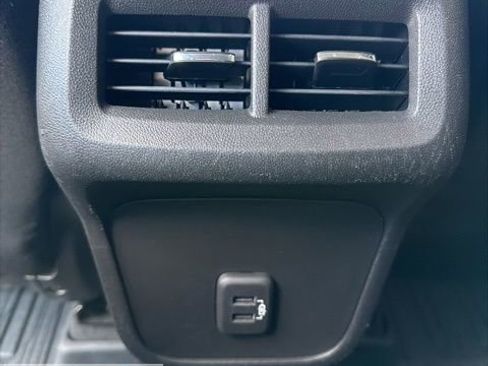 Used 2020 GMC Terrain SLE w/ Driver Convenience Package image 28