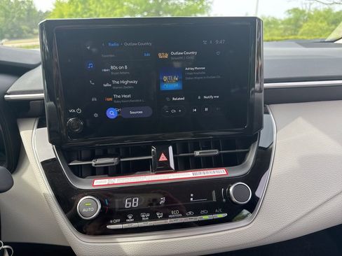 Used 2026 Toyota Corolla LE image 12