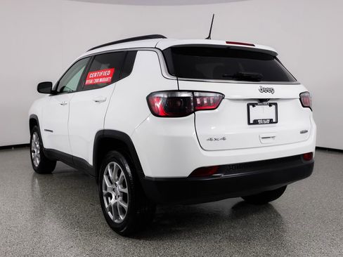 Used 2022 Jeep Compass Latitude image 7
