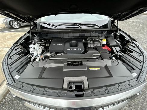 New 2026 INFINITI QX60 Luxe image 10