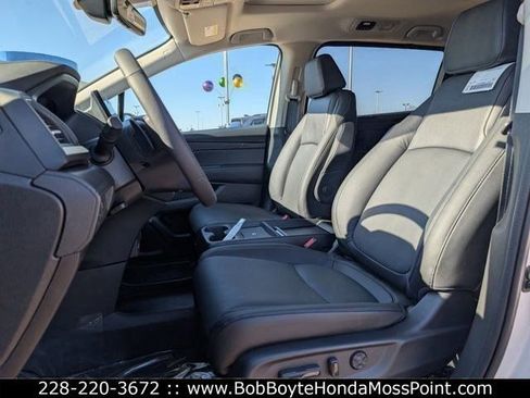 New 2026 Honda Odyssey EX-L image 11