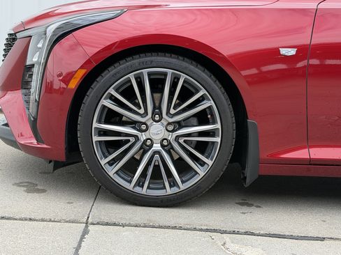 Used 2025 Cadillac CT5 Premium Luxury RWD image 7