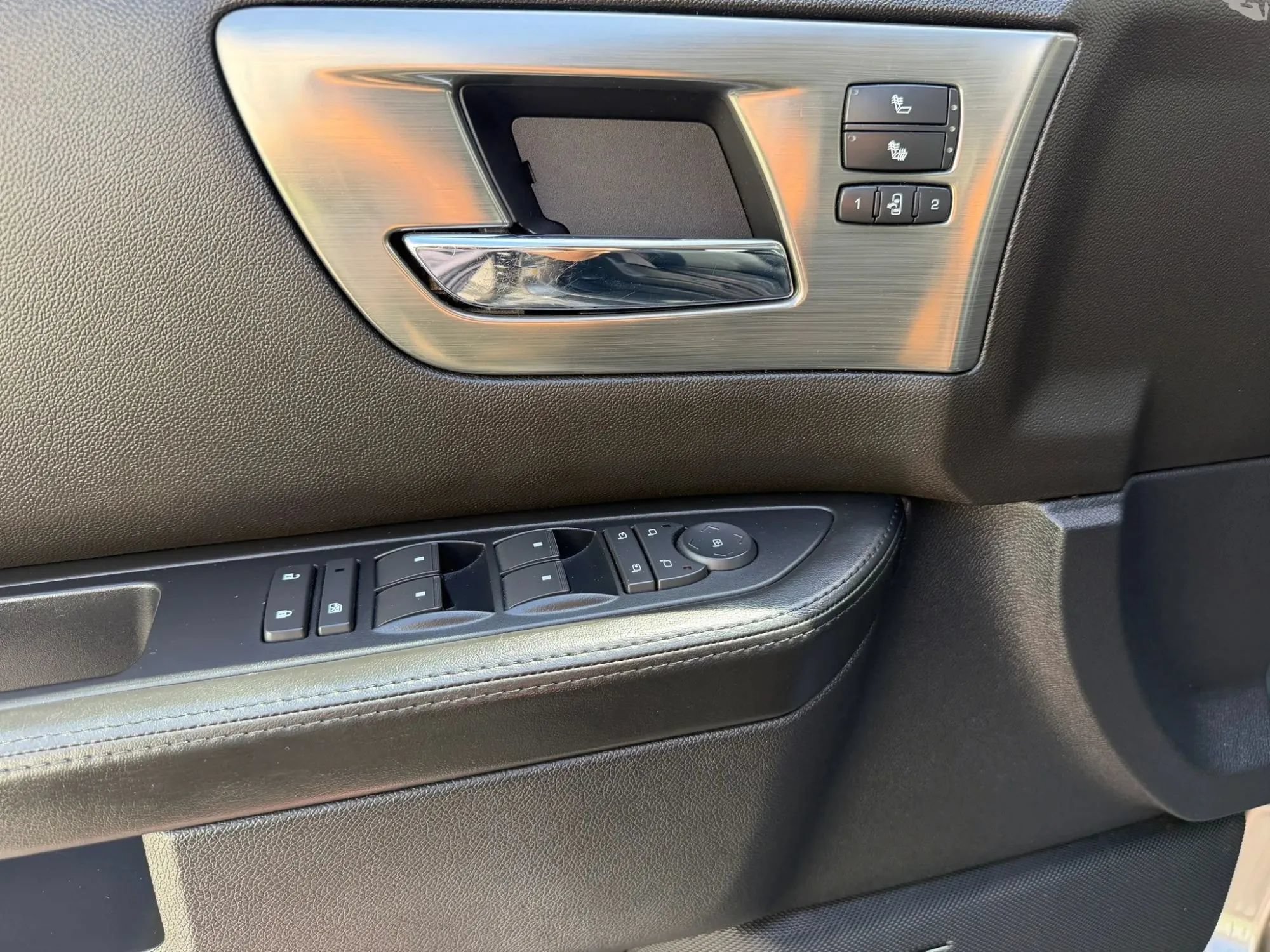Used 2008 HUMMER H2 SUT AWD/4WD image 14