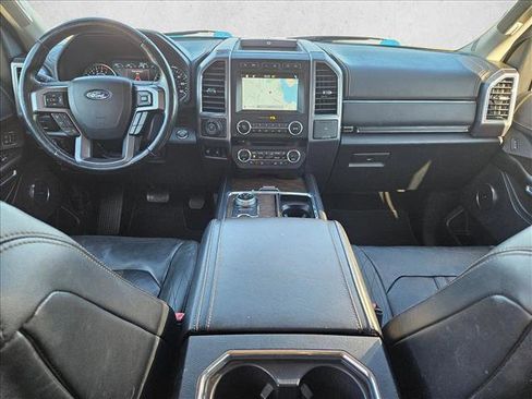 Used 2018 Ford Expedition Max Platinum image 18