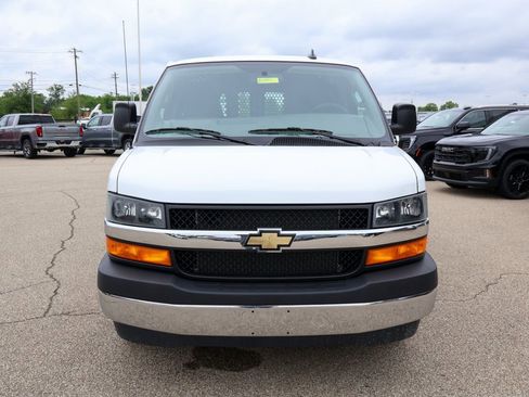 Used 2024 Chevrolet Express 2500 w/ Driver Convenience Package RWD image 20
