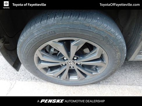 Used 2023 Toyota RAV4 XLE Premium AWD/4WD image 9