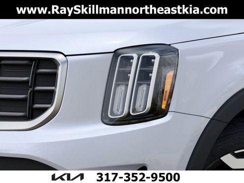 New 2025 Kia Telluride S image 10