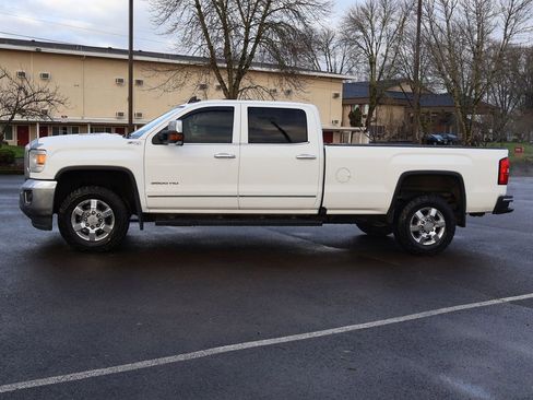 Used 2016 GMC Sierra 3500 SLT w/ Duramax Plus Package image 3