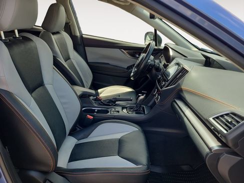 Used 2019 Subaru Crosstrek 2.0i Limited w/ Moonroof Package w/Navigation AWD/4WD image 15