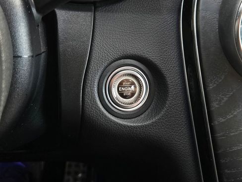 Used 2022 Mercedes-Benz GLC 300 image 23