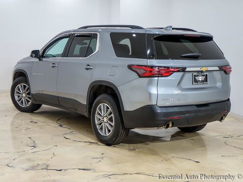 Used 2023 Chevrolet Traverse LT AWD/4WD image 10