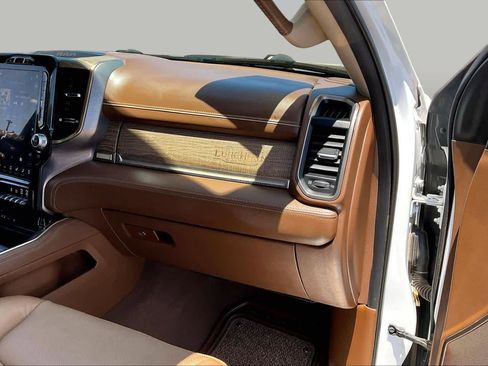 Used 2019 RAM 1500 Limited AWD/4WD image 19