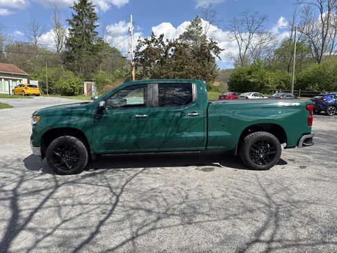 Used 2024 Chevrolet Silverado 1500 LT image 13