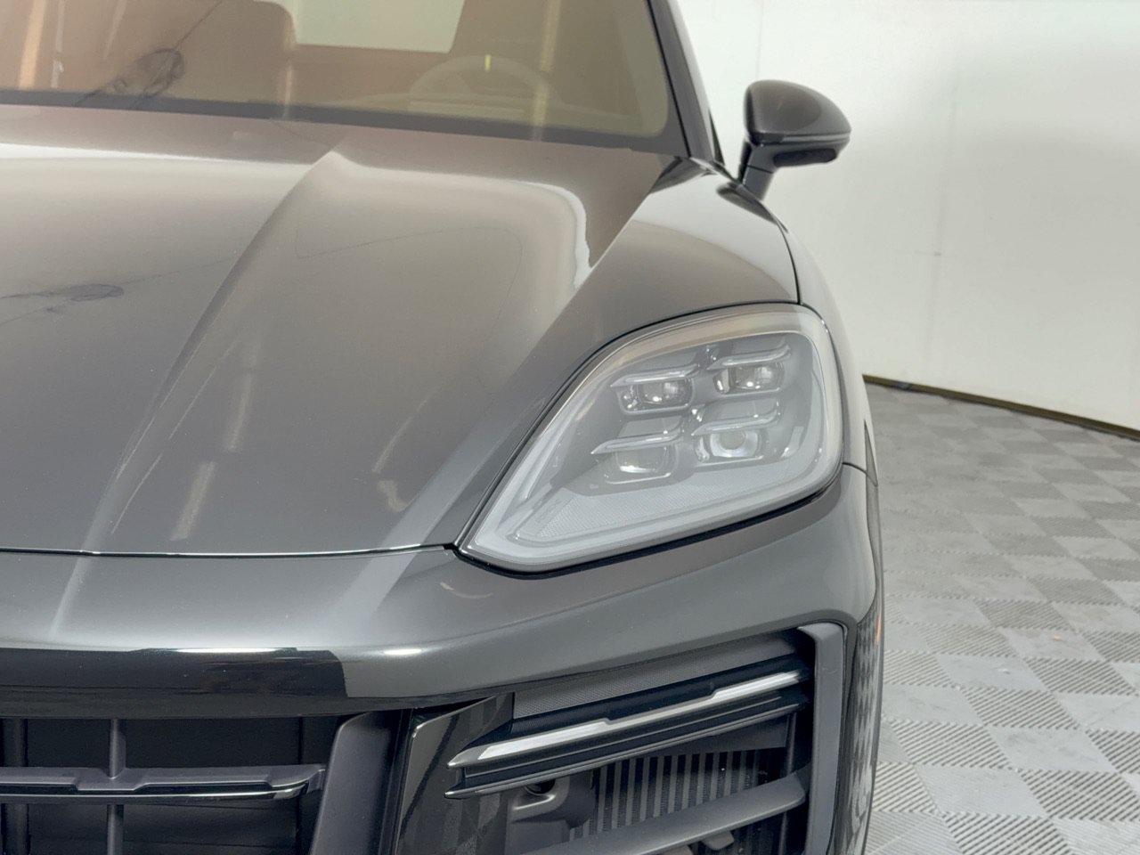 Certified 2025 Porsche Cayenne Turbo GT AWD/4WD image 14