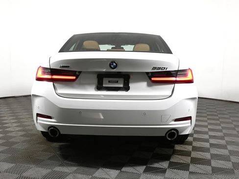 Used 2023 BMW 330i xDrive Sedan w/ Premium Package AWD/4WD image 10