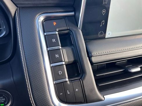 Certified 2024 GMC Yukon XL SLT w/ SLT Luxury Package image 21