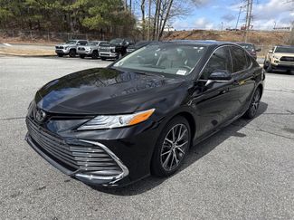 Used 2024 Toyota Camry XLE w/ Navigation Package video 3