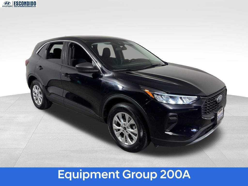 Used 2024 Ford Escape Active AWD/4WD image 7