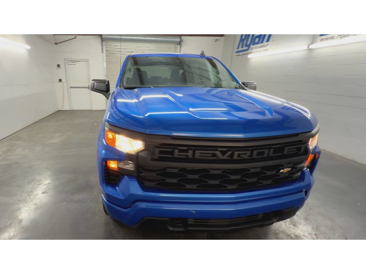 Certified 2025 Chevrolet Silverado 1500 Custom RWD image 3