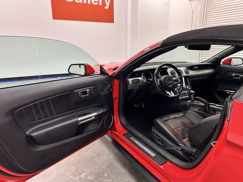 Used 2023 Ford Mustang Premium image 14