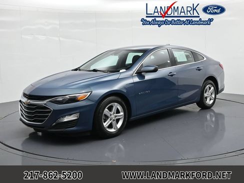 Used 2024 Chevrolet Malibu LT FWD image 1