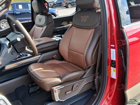 Used 2025 Ford F150 King Ranch w/ FX4 Off-Road Package AWD/4WD image 11