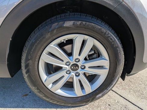 Used 2017 Kia Sportage LX image 10