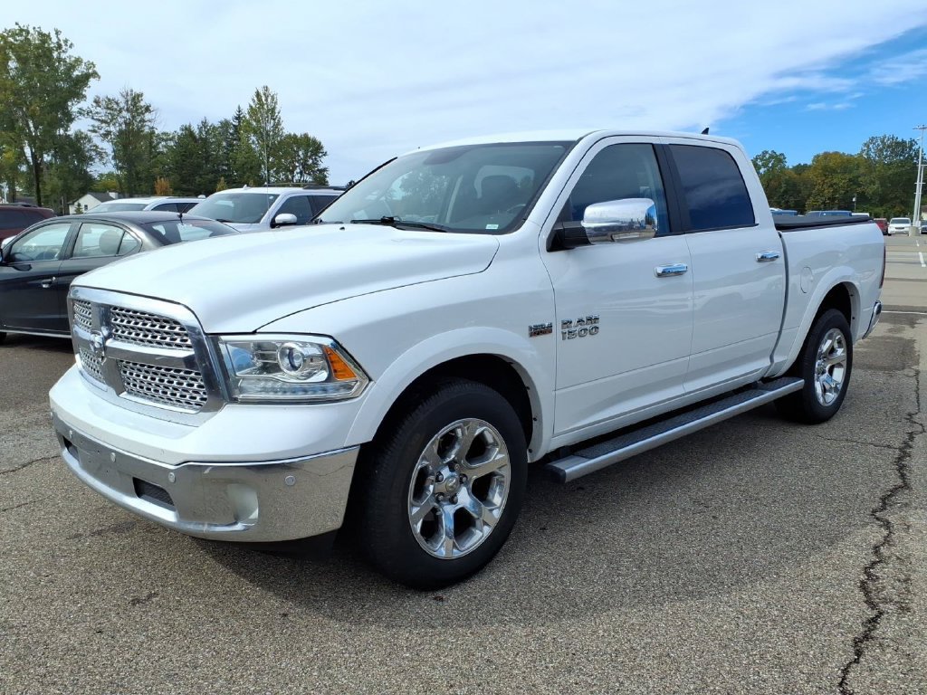 Used 2017 RAM 1500 Laramie AWD/4WD image 1