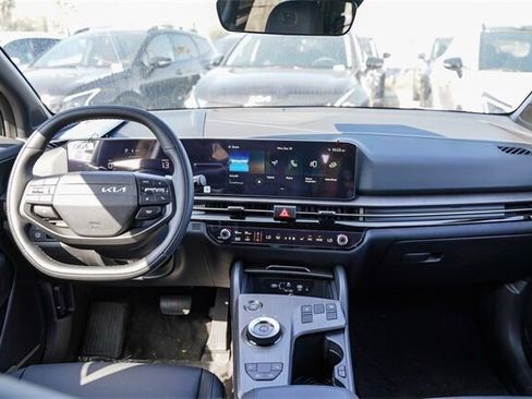 Certified 2026 Kia Sportage X-Line image 9