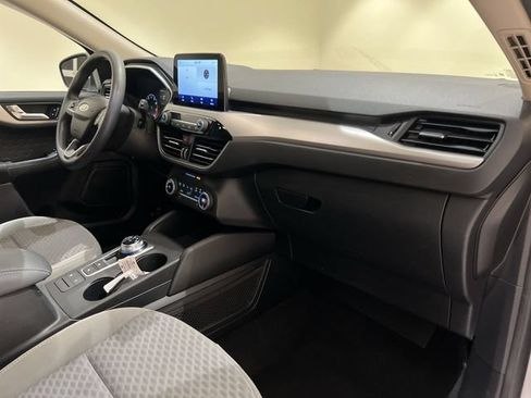 Used 2020 Ford Escape SE FWD image 24