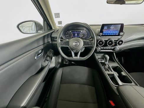 Used 2025 Nissan Sentra SV FWD image 13