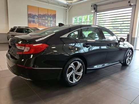 Used 2018 Honda Accord EX-L image 6
