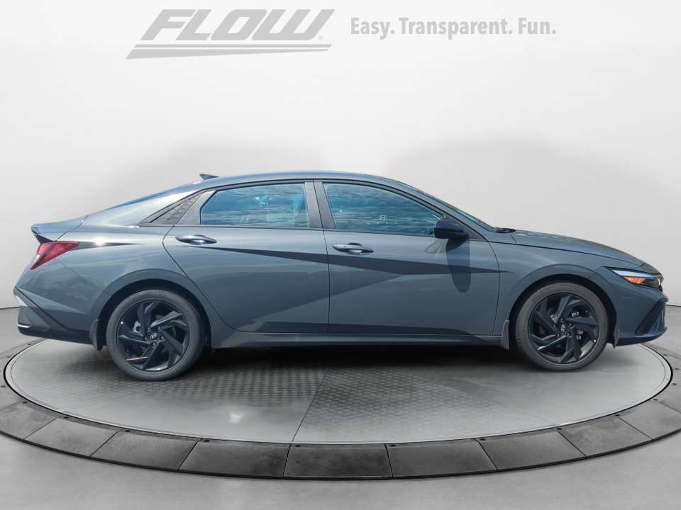 Certified 2026 Hyundai Elantra Sport FWD image 10