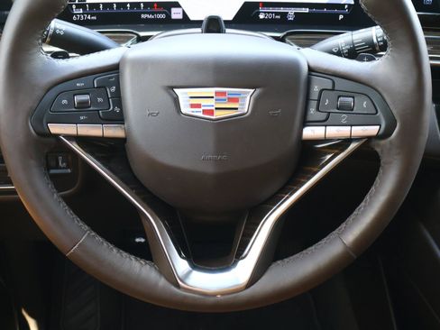 Used 2023 Cadillac Escalade ESV Premium Luxury w/ Performance Package AWD/4WD image 14