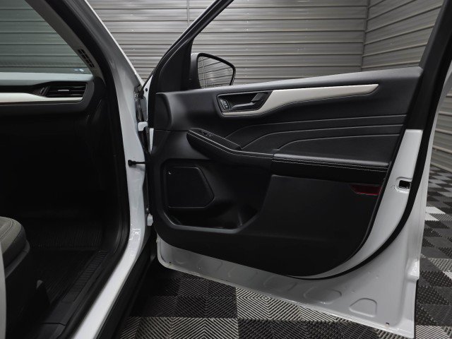 Used 2022 Ford Escape SE AWD/4WD image 32