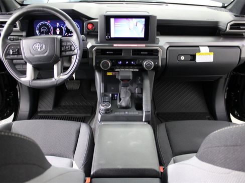 Used 2025 Toyota 4Runner TRD Off-Road image 26