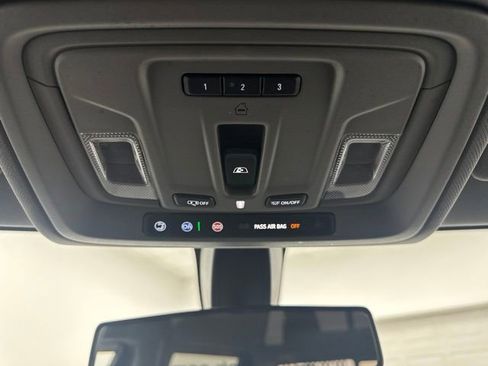Used 2019 Chevrolet Silverado 1500 LT w/ All-Star Edition AWD/4WD image 23