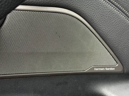 Used 2017 BMW 530i xDrive image 19