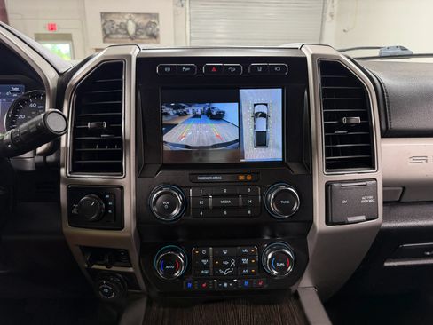 Used 2020 Ford F250 Lariat AWD/4WD image 21