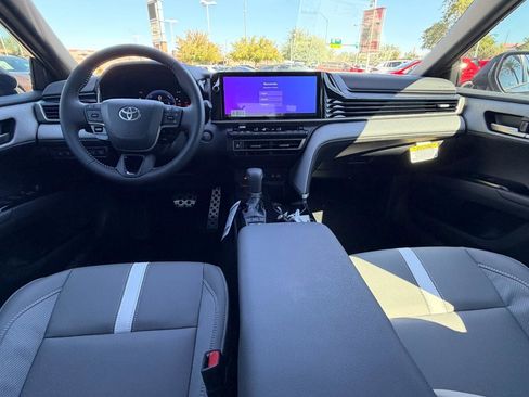 New 2026 Toyota Camry SE image 10