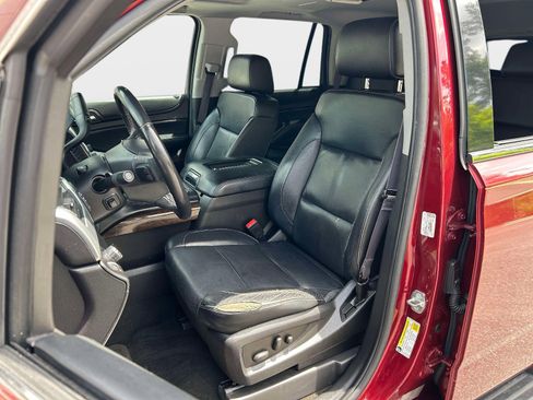 Used 2016 Chevrolet Tahoe LT w/ Luxury Package RWD image 43