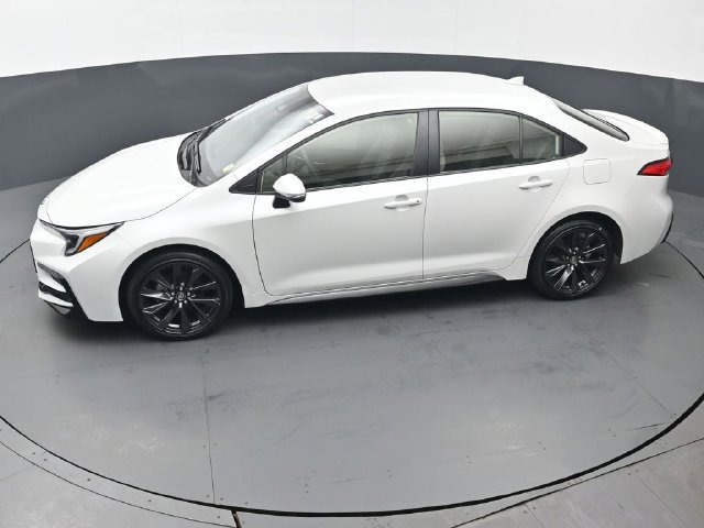 Certified 2025 Toyota Corolla SE w/ Convenience Package FWD image 40