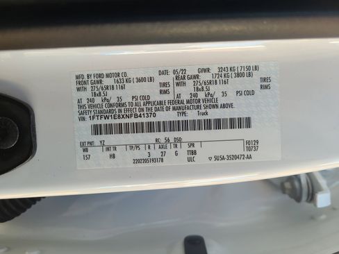 Certified 2022 Ford F150 Lariat w/ Equipment Group 502A High image 25