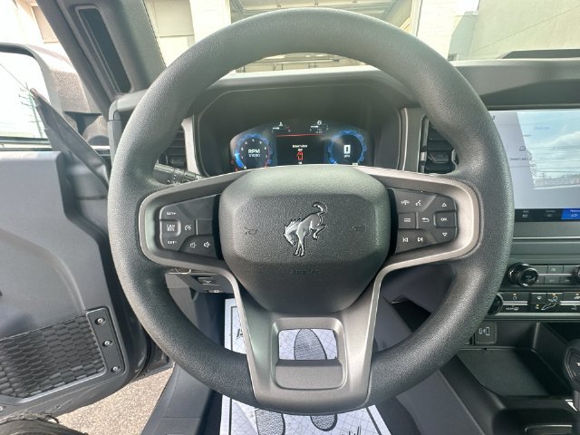 Used 2025 Ford Bronco 2-Door AWD/4WD image 17