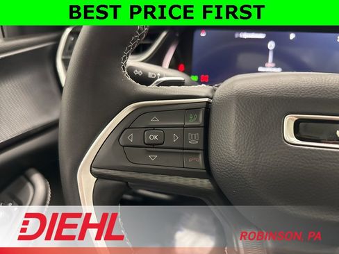 New 2025 Jeep Grand Cherokee Laredo X image 25