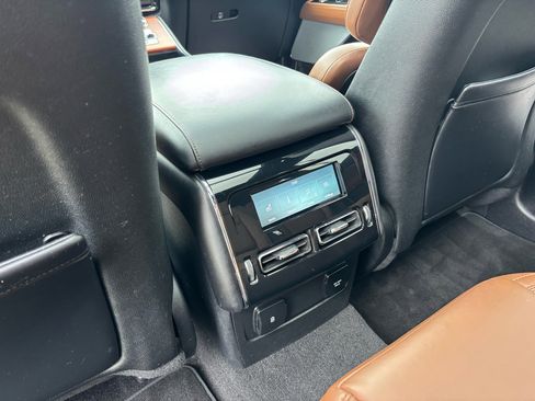 Used 2020 Lincoln Aviator Reserve w/ Equipment Group 202A image 15