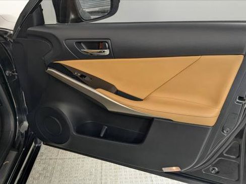 Used 2016 Lexus IS 200t RWD image 23
