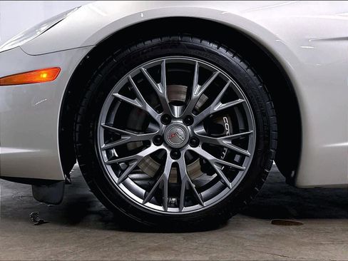 Used 2007 Chevrolet Corvette Coupe RWD image 11