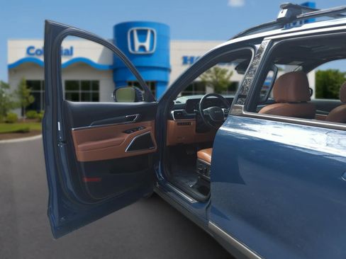 Used 2023 Kia Telluride SX Prestige X-Pro AWD/4WD image 12