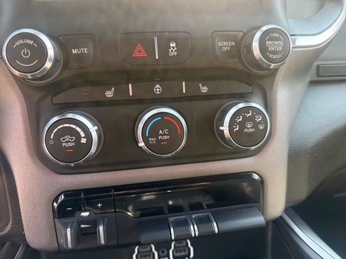 Used 2021 RAM 2500 Big Horn w/ Level 1 Equipment Group AWD/4WD image 19